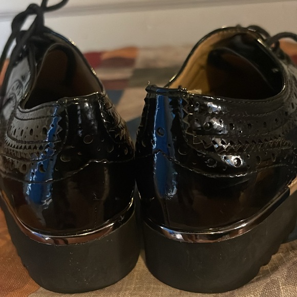 Franco Sarto  Unisex Oxford Patent Faux Leather Lace Up Oxfords Black Sz 6.5 - Picture 4 of 4